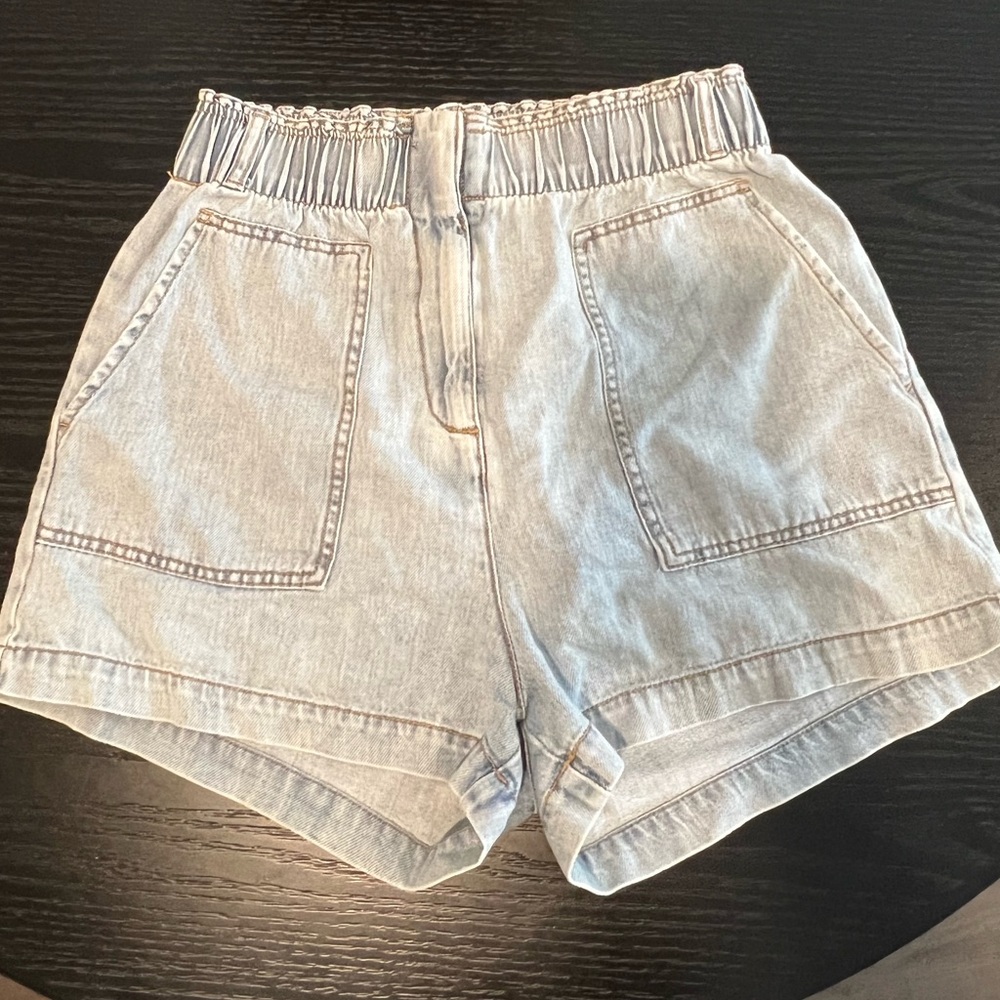 Mom Jean short